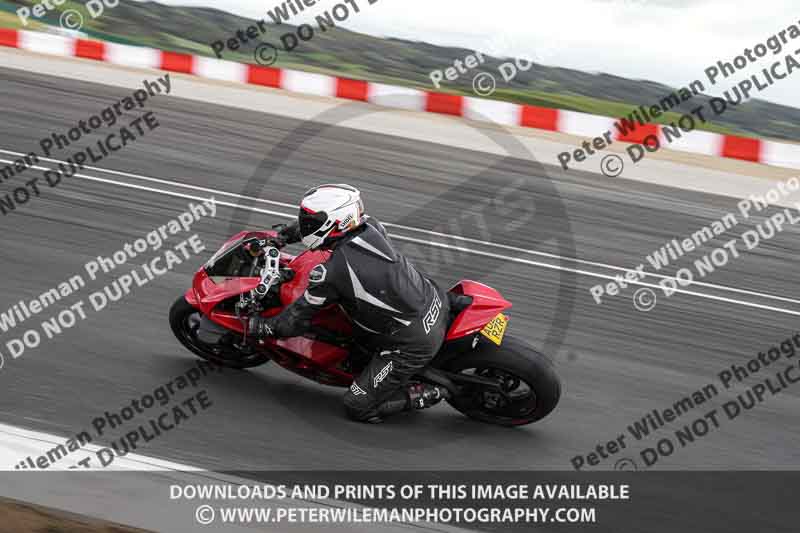 cadwell no limits trackday;cadwell park;cadwell park photographs;cadwell trackday photographs;enduro digital images;event digital images;eventdigitalimages;navarra;no limits trackdays;peter wileman photography;racing digital images;trackday digital images;trackday photos
